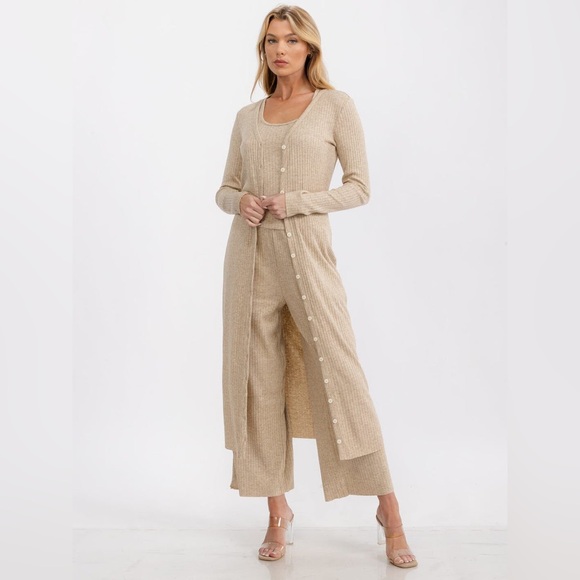 SALE! 027. WOMEN'S LONG SLEEVE BUTTON UP RIBBED CARDIGAN - OATMEAL - Picture 2 of 4